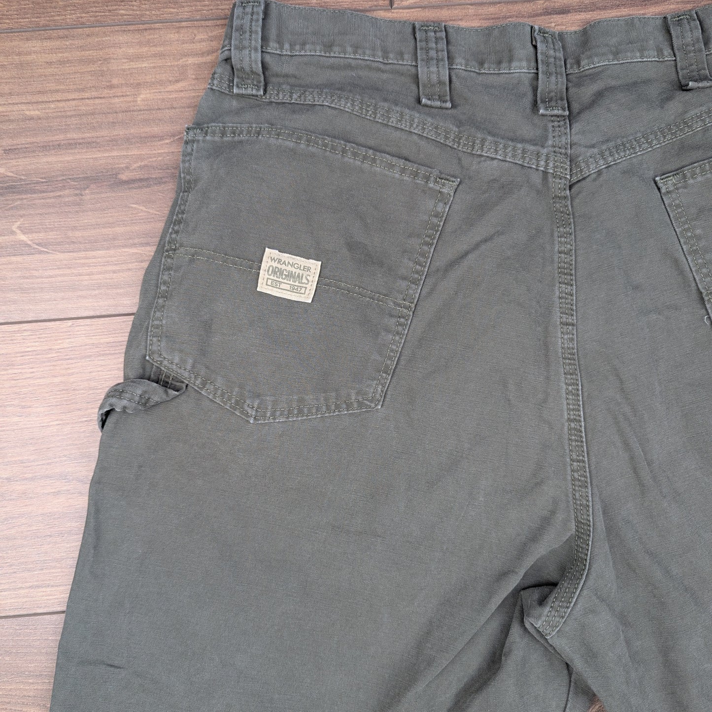 Grey Wrangler Workwear Carpenter Cargo Utility Shorts Jorts W38
