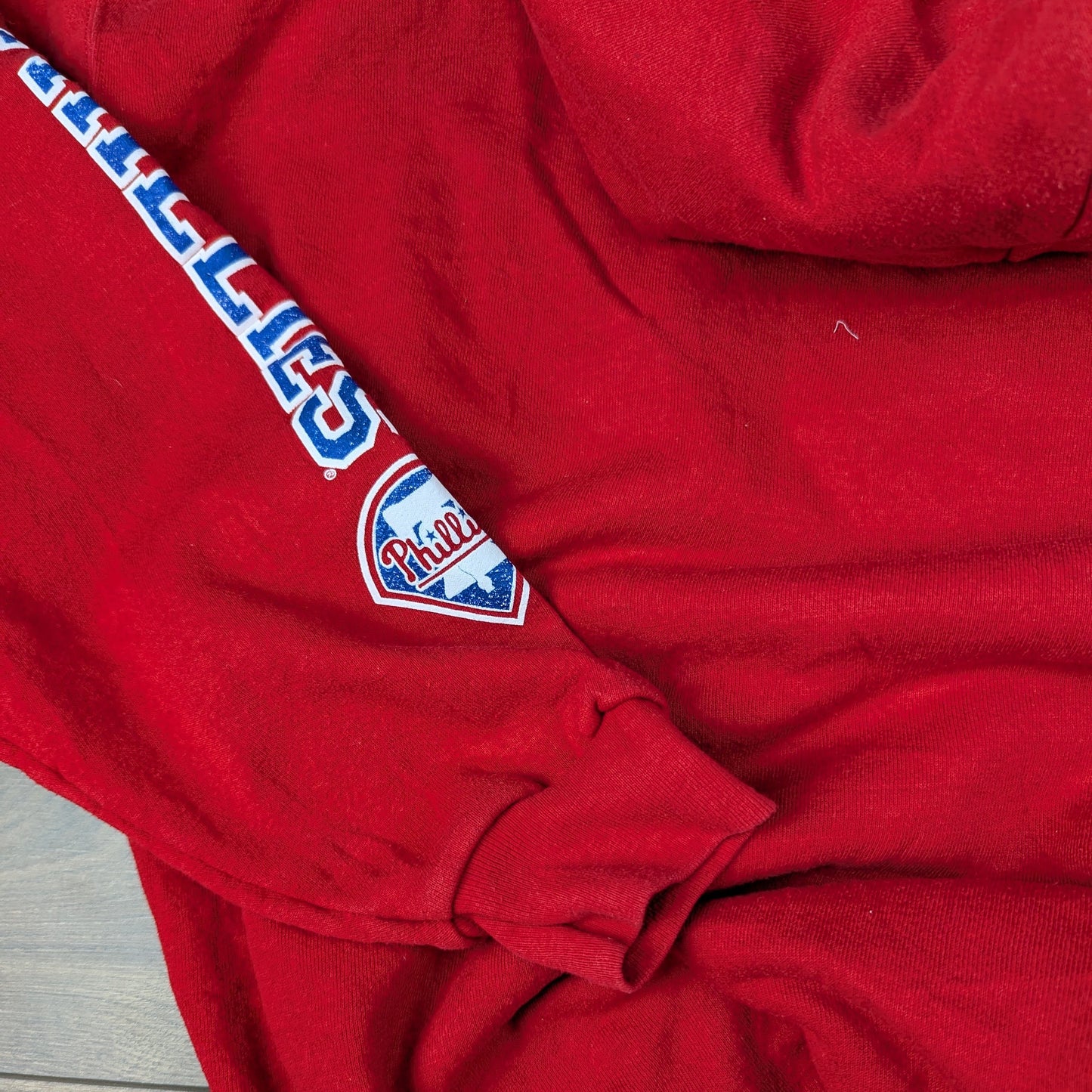 Red Philadelphia Phillies MLB Official Merchandise Baseball Hoodie Size 2XL