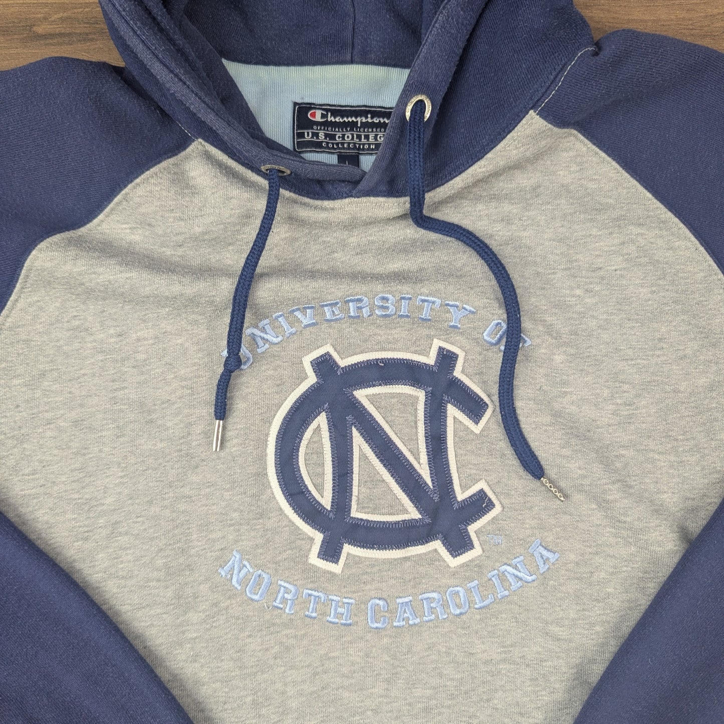 Vintage Champion Official North Carolina Tar Heels College Hoodie Size L