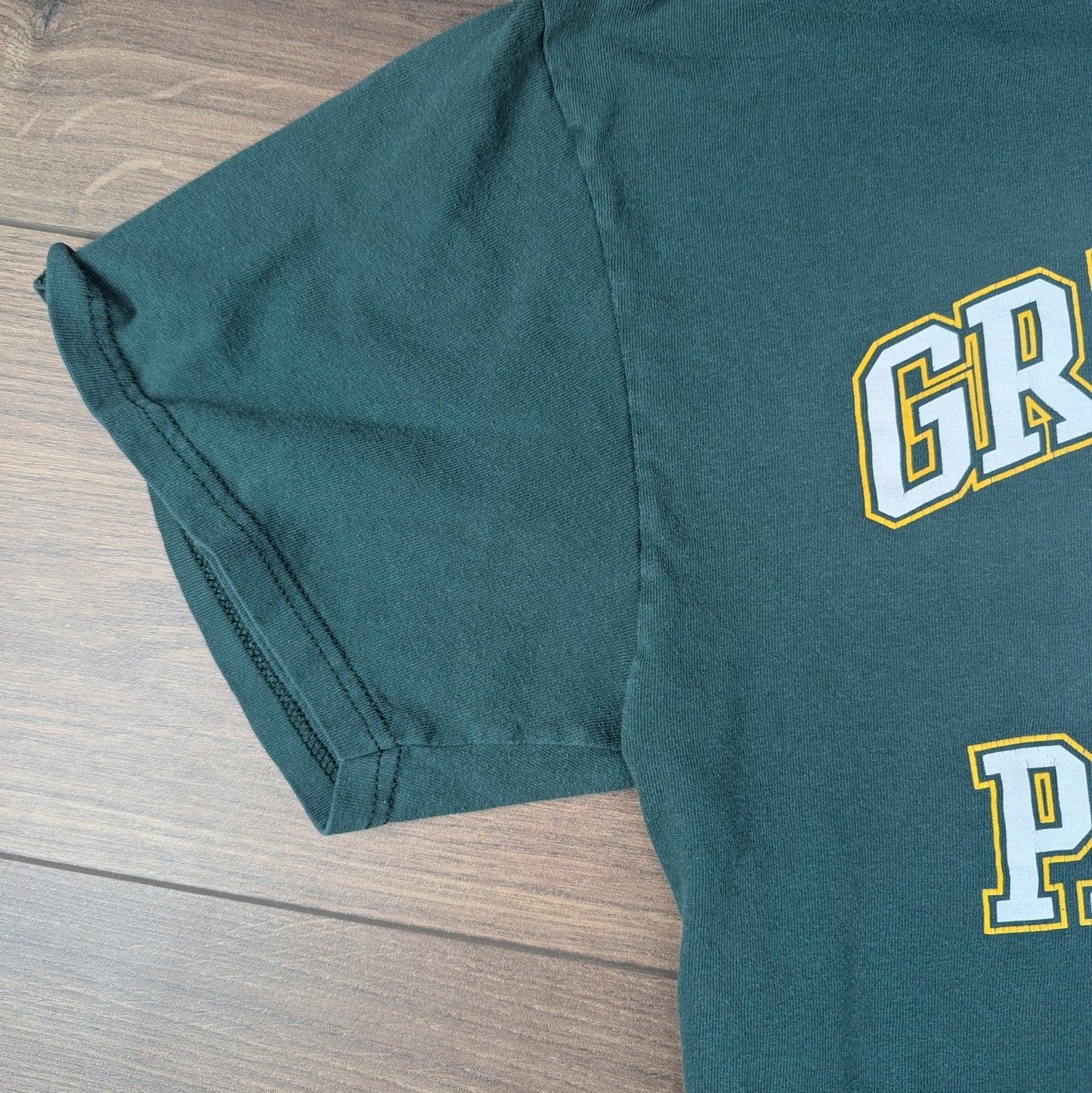 Green NFL Green Bay Packers Football Graphic T-Shirt Size L