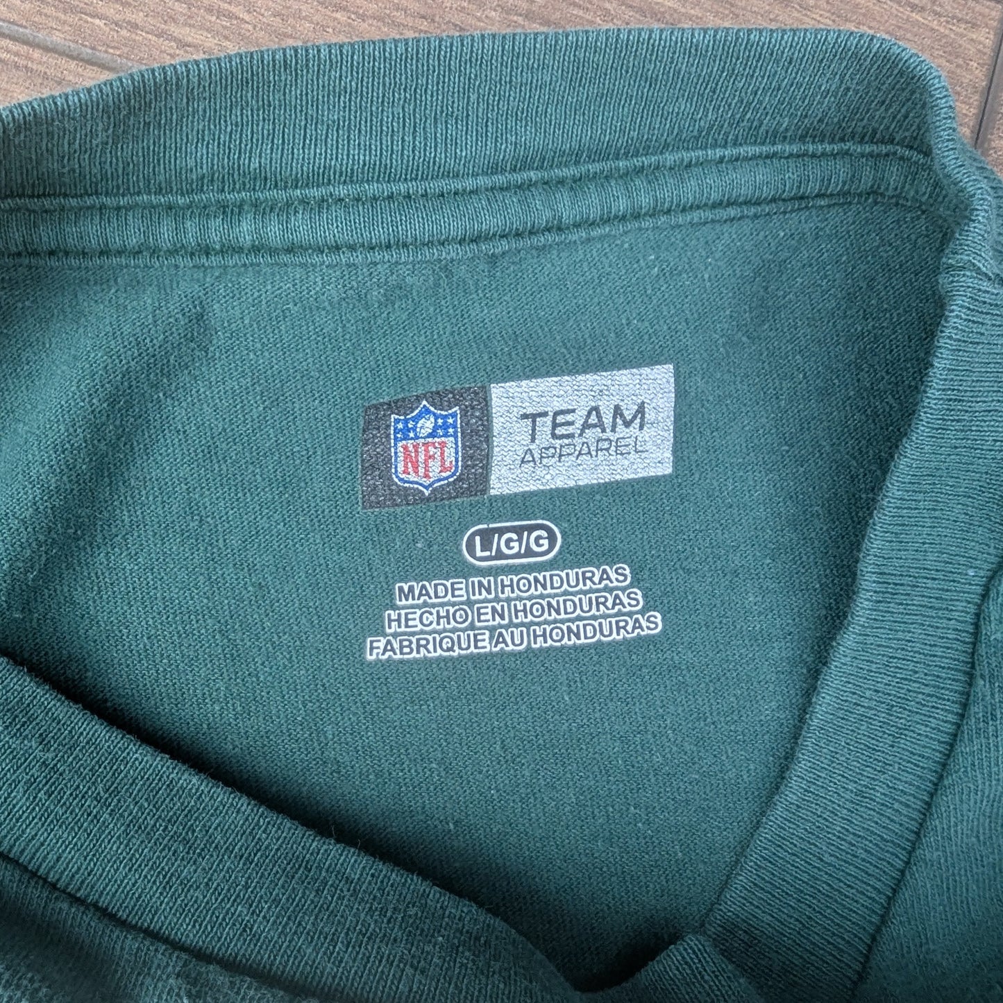Green NFL Green Bay Packers Football Graphic T-Shirt Size L