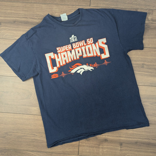 Navy Blue Denver Broncos Football Super Bowl 50 Champions T-Shirt Size L